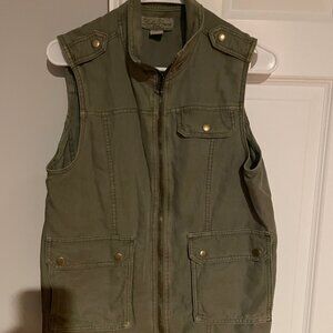 Lucky Brand Army Green Zip Utility Vest in size Medium
